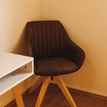 Marty's Corner Πανσιόν